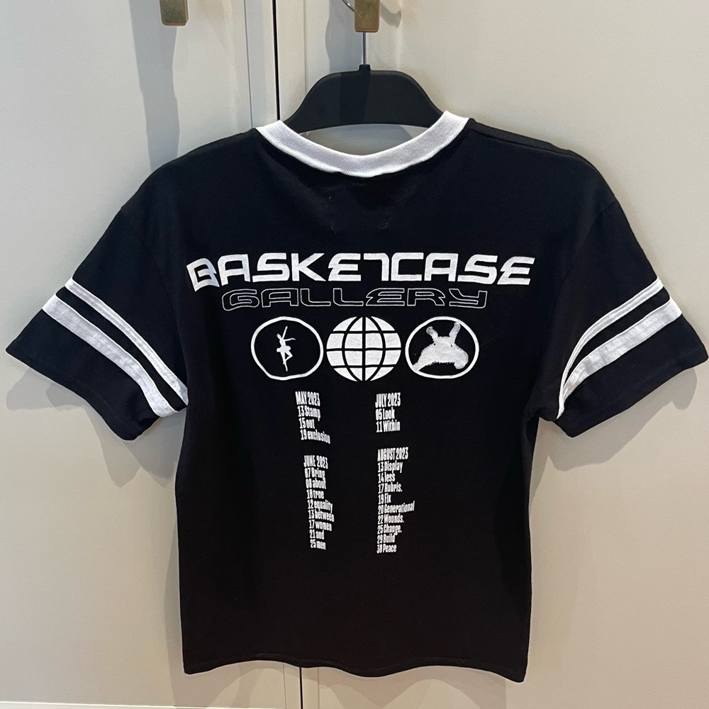 BASKETCASE - Picture 3 of 5